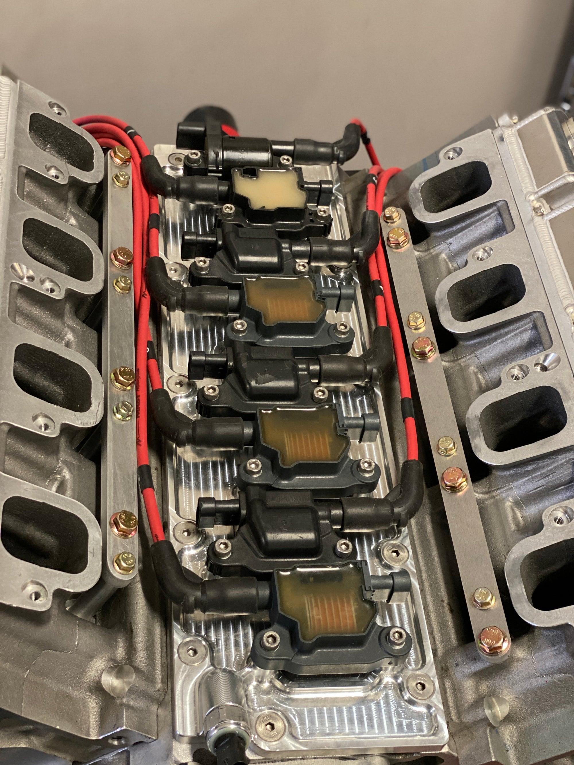 Mast Motorsports Accessories Mast Billet LT Valley Cover - Bare W/ Bolts (No Coils) (Works with LT 5.3 &amp; 6.2 Liter non plus)